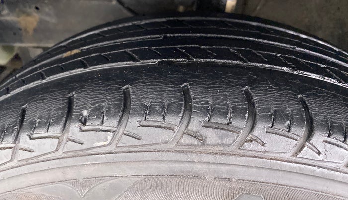 2018 Maruti Baleno DELTA 1.2 K12, Petrol, Manual, 69,298 km, Left Front Tyre Tread
