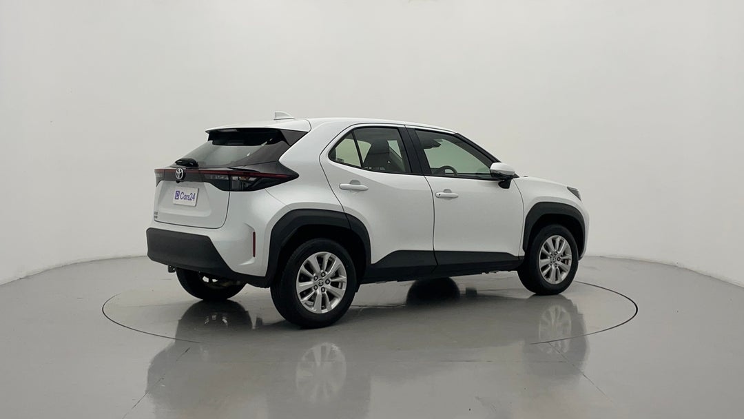 Right Back Diagonal (45- Degree) View