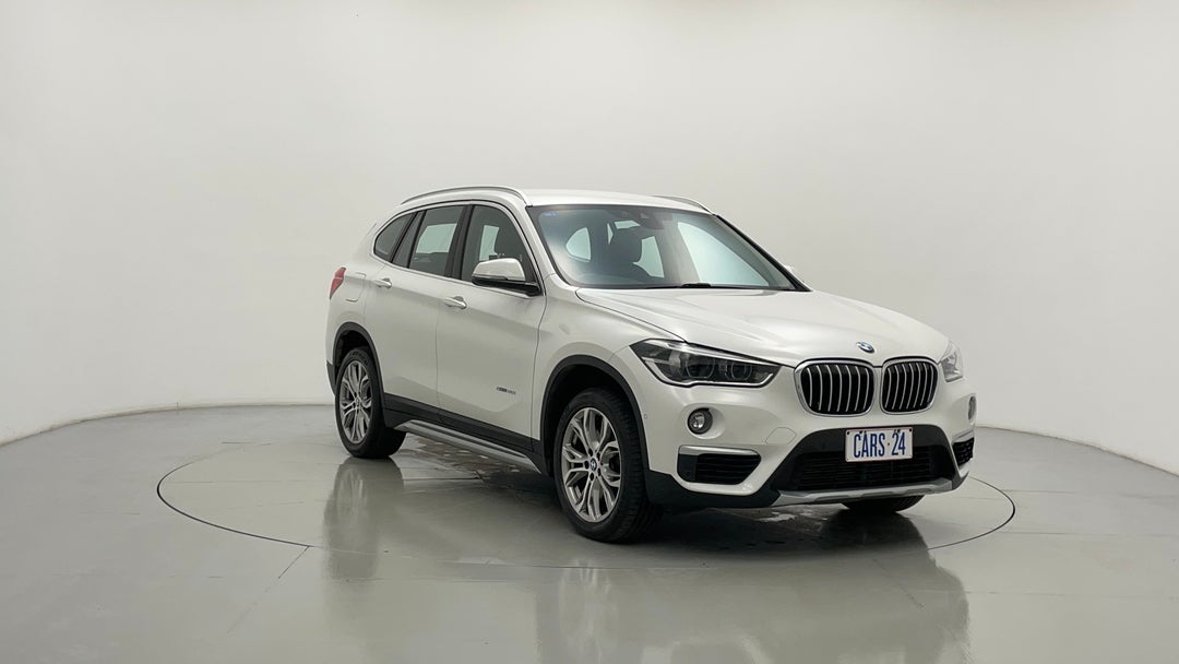 Right Front Diagonal (45- Degree) View