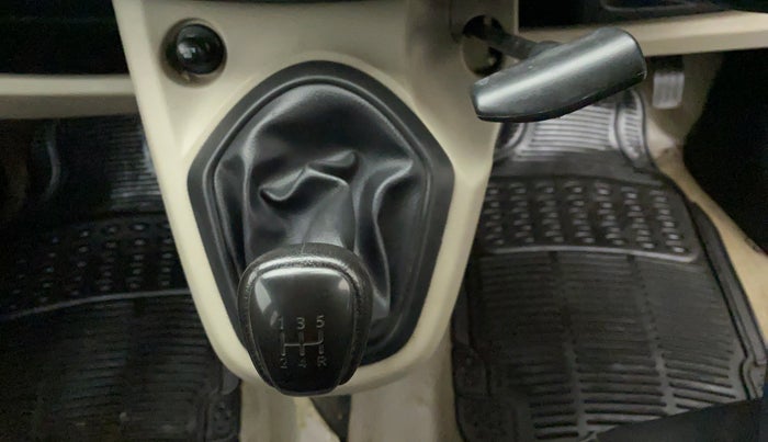 2017 Datsun Go Plus T, Petrol, Manual, 46,490 km, Gear Lever