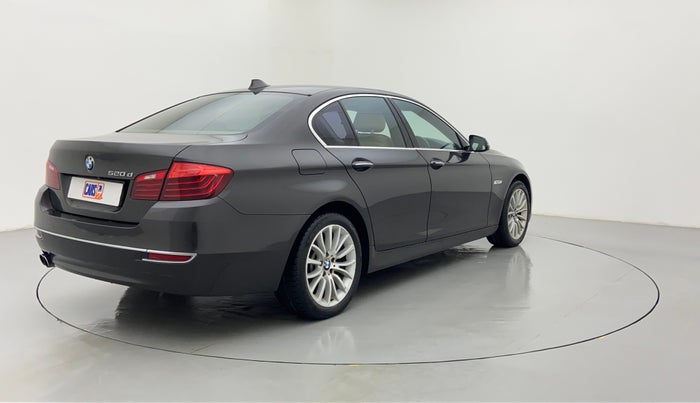 2015 BMW 5 Series 520D LUXURY LINE, Diesel, Automatic, 82,572 km, Right Back Diagonal (45- Degree) View