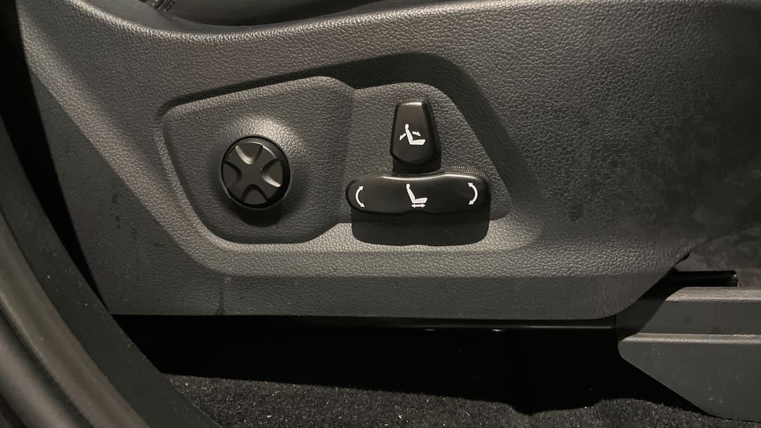 2021 Ssangyong Rexton Elx (AWD), Automatic, 74944 km, Drivers Side Adjustment Panel
