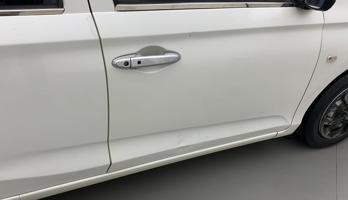2019 Honda Amaze 1.5L I-DTEC E, Diesel, Manual, 72,162 km, Driver-side door - Slightly rusted