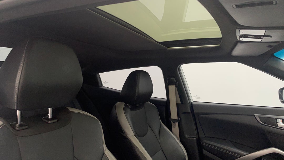 Interior Sunroof/Moonroof