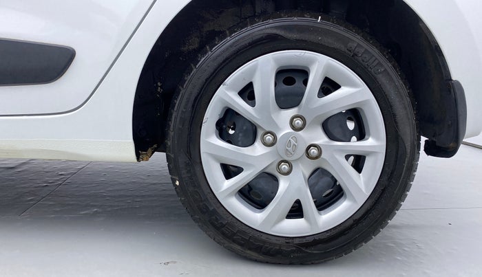 2019 Hyundai Grand i10 MAGNA 1.2 VTVT, Petrol, Manual, 10,939 km, Left Rear Wheel