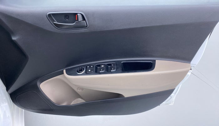 2019 Hyundai Grand i10 MAGNA 1.2 VTVT, Petrol, Manual, 10,939 km, Driver Side Door Panels Control