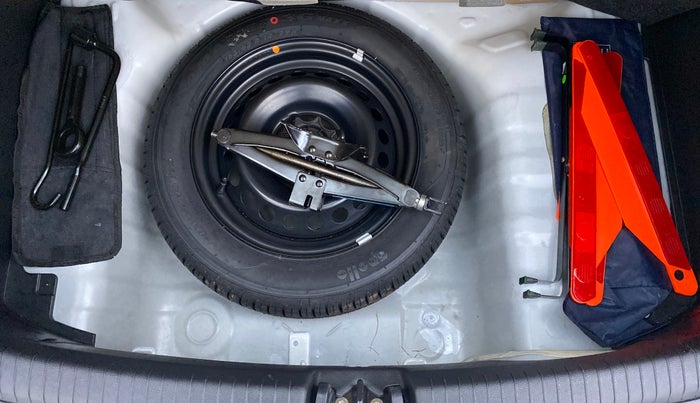 2019 Hyundai Grand i10 MAGNA 1.2 VTVT, Petrol, Manual, 10,939 km, Spare Tyre