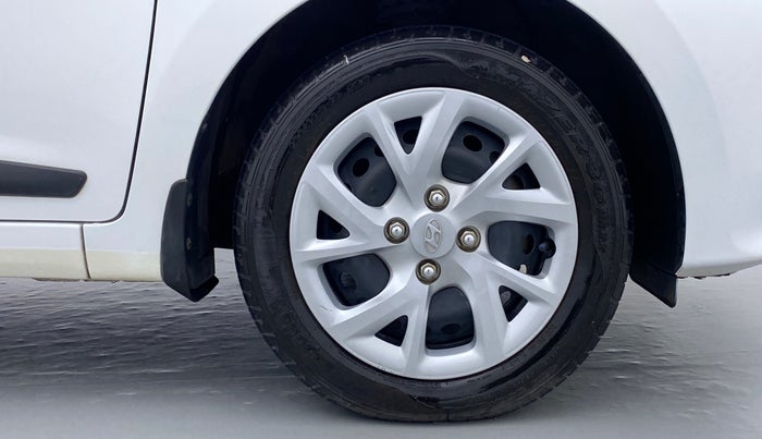 2019 Hyundai Grand i10 MAGNA 1.2 VTVT, Petrol, Manual, 10,939 km, Right Front Wheel
