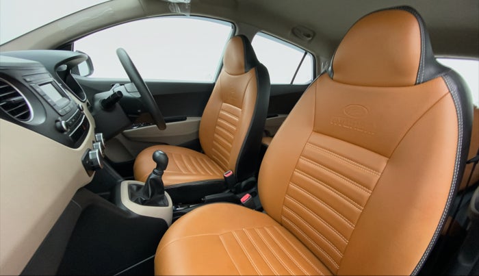 2019 Hyundai Grand i10 MAGNA 1.2 VTVT, Petrol, Manual, 10,939 km, Right Side Front Door Cabin