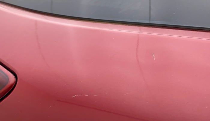 2017 Hyundai Elite i20 ASTA 1.2 (O), Petrol, Manual, 65,397 km, Dicky (Boot door) - Minor scratches