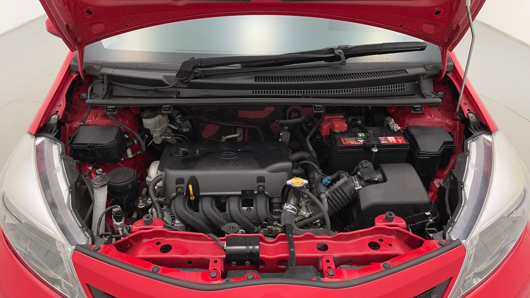 Open Bonnet (Engine)