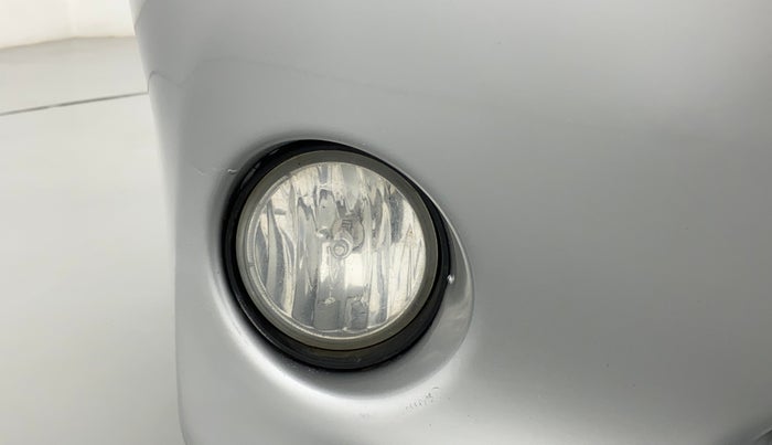 2011 Toyota Etios Liva G, Petrol, Manual, 1,23,387 km, Right fog light - Not working