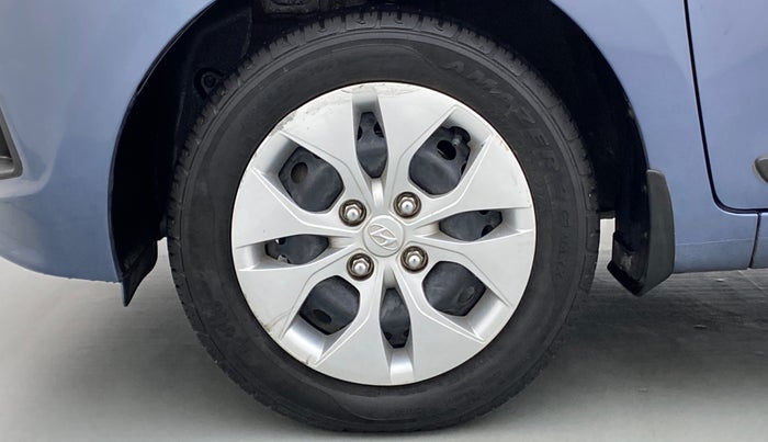 2015 Hyundai Xcent S 1.2, Petrol, Manual, 19,365 km, Left Front Wheel