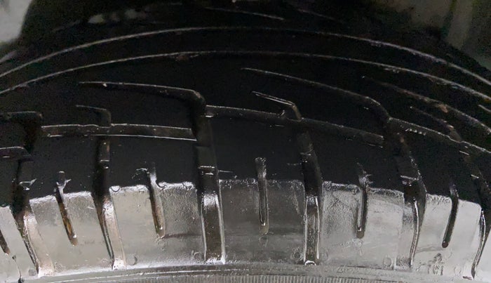 2017 Maruti S Cross ZETA 1.3, Diesel, Manual, 26,615 km, Left Rear Tyre Tread