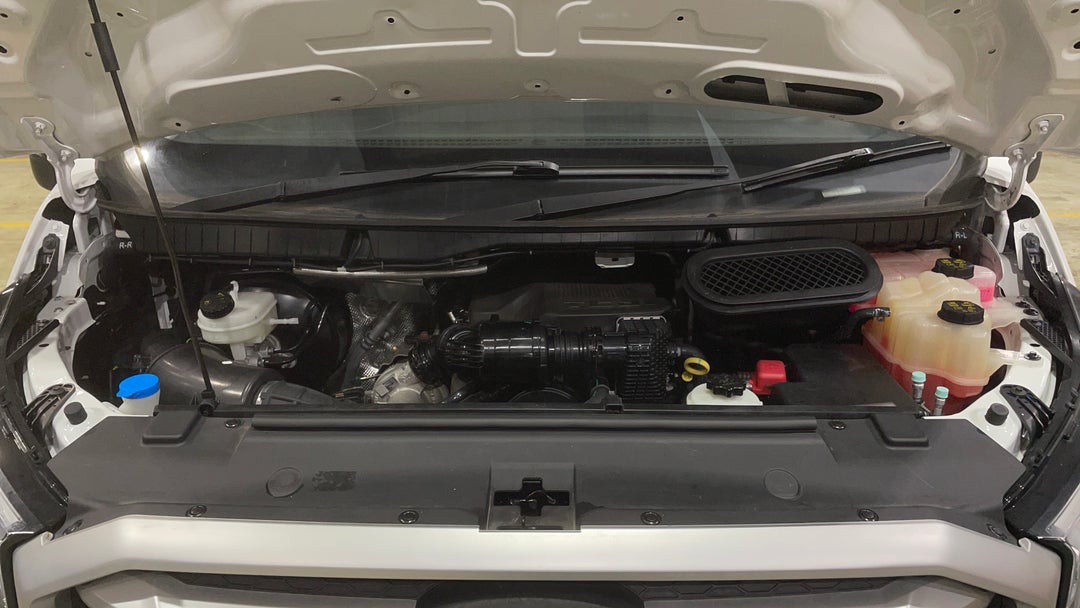 Open Bonnet (Engine)