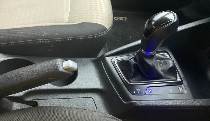 2019 Hyundai Elite i20 1.2  ASTA (O) CVT, Petrol, Automatic, 13,726 km, Gear Lever