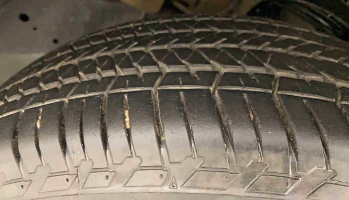 2022 Mahindra Scorpio S7, Diesel, Manual, 35,182 km, Right Front Tyre Tread