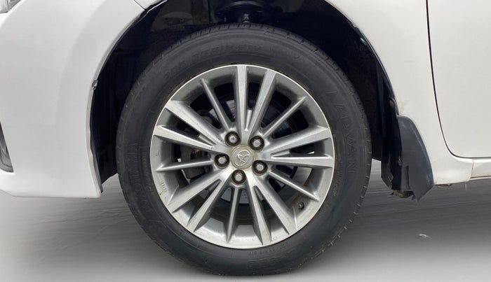2014 Toyota Corolla Altis VL AT, Petrol, Automatic, 94,968 km, Left Front Wheel
