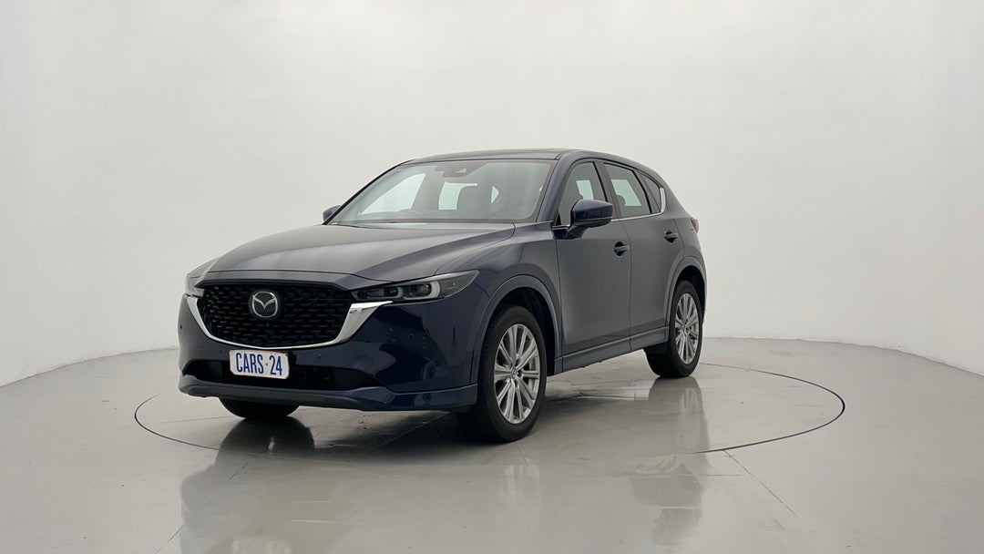 Left Front Diagonal (45- Degree) View