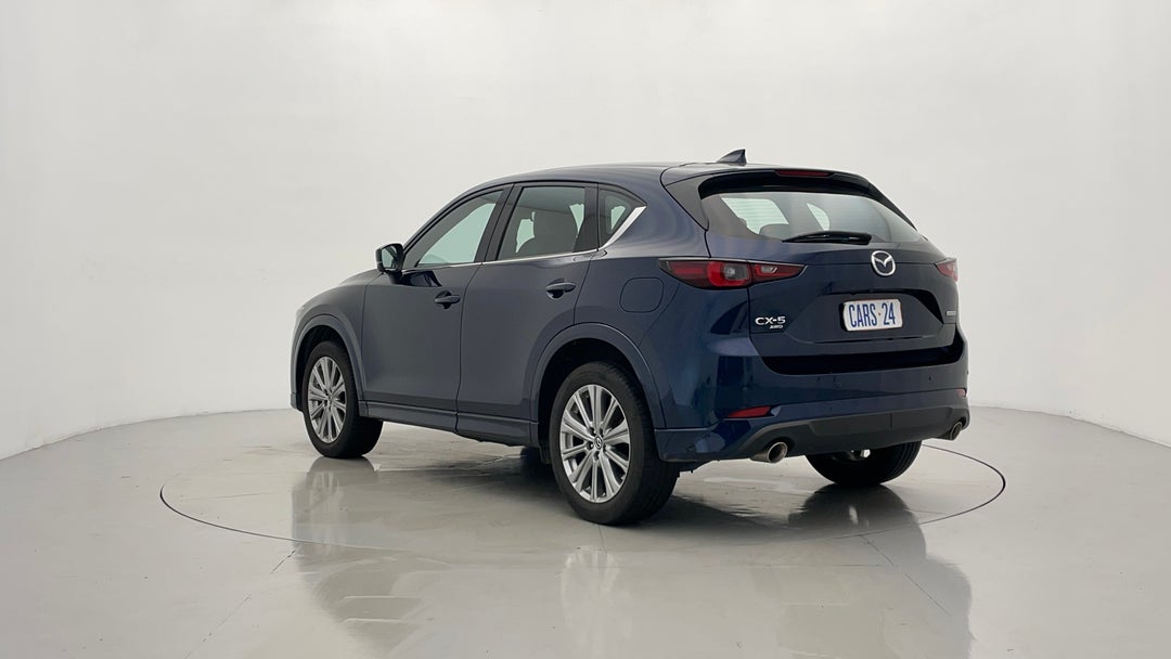 Left Back Diagonal (45- Degree) View