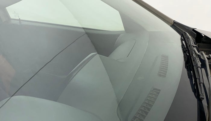 2016 Renault Kwid RXT 0.8, Petrol, Manual, 54,779 km, Front windshield - Minor spot on windshield