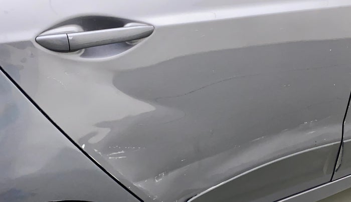 2015 Hyundai Grand i10 SPORTZ 1.2 KAPPA VTVT, Petrol, Manual, 35,933 km, Right rear door - Slightly dented