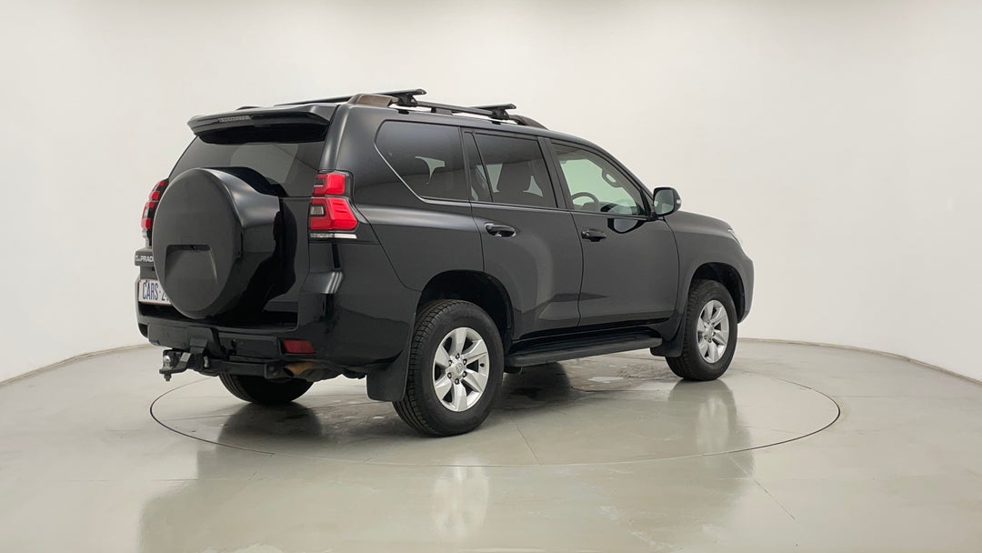 Right Back Diagonal (45- Degree) View