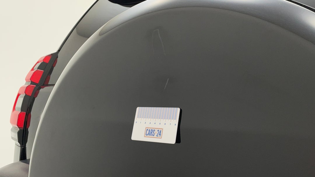 Boot / Tailgate Tailgate Scratch