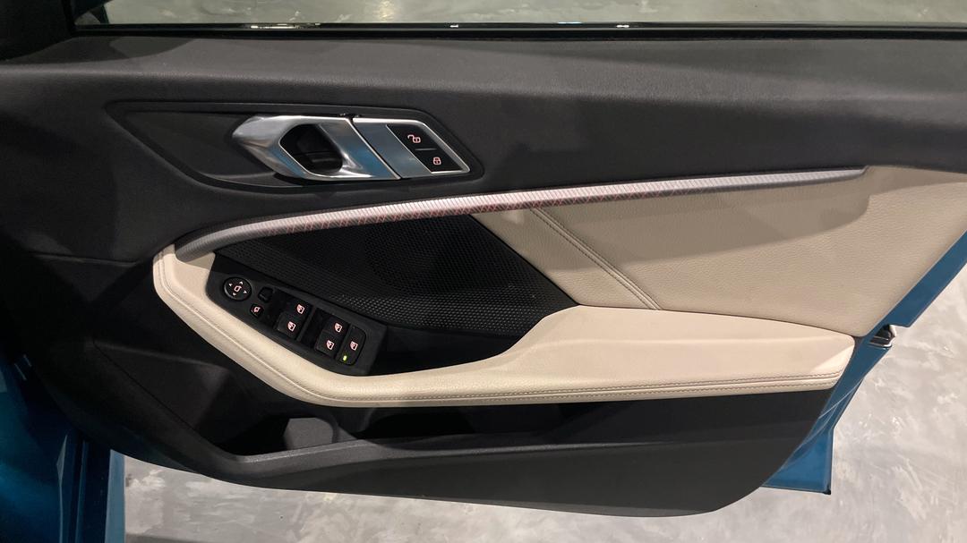 2020 BMW 2 18i M Sport Gran Coupe, Automatic, 52424 km, Speaker View