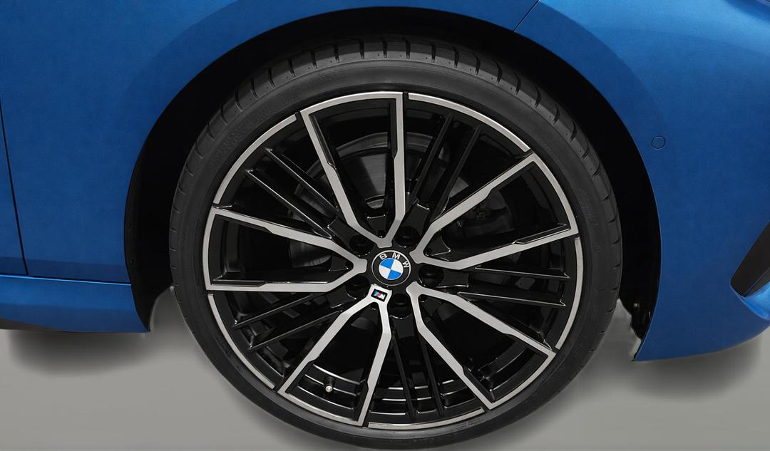 2020 BMW 2 18i M Sport Gran Coupe, Automatic, 52424 km, Right Front Wheel
