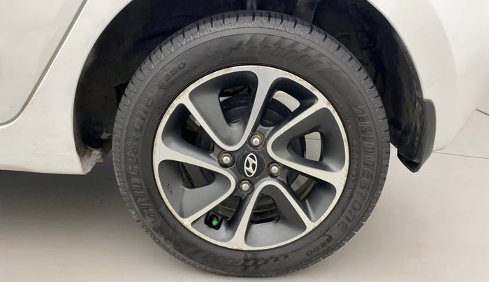 2017 Hyundai Grand i10 SPORTZ (O) AT 1.2 KAPPA VTVT, Petrol, Automatic, 64,645 km, Left Rear Wheel