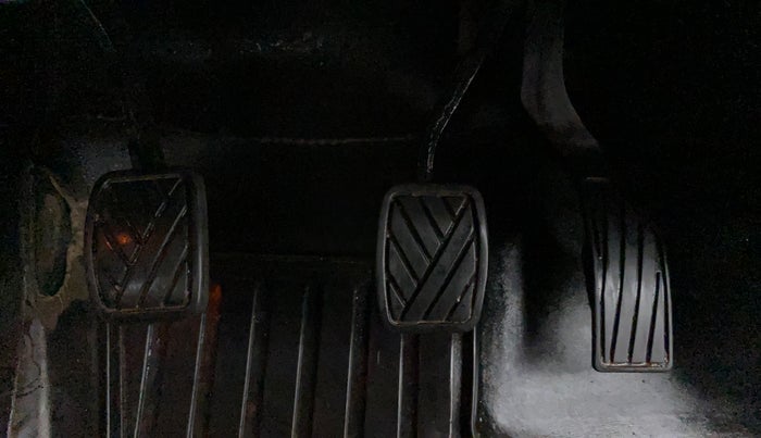 2016 Maruti Vitara Brezza ZDI, Diesel, Manual, 79,221 km, Pedals