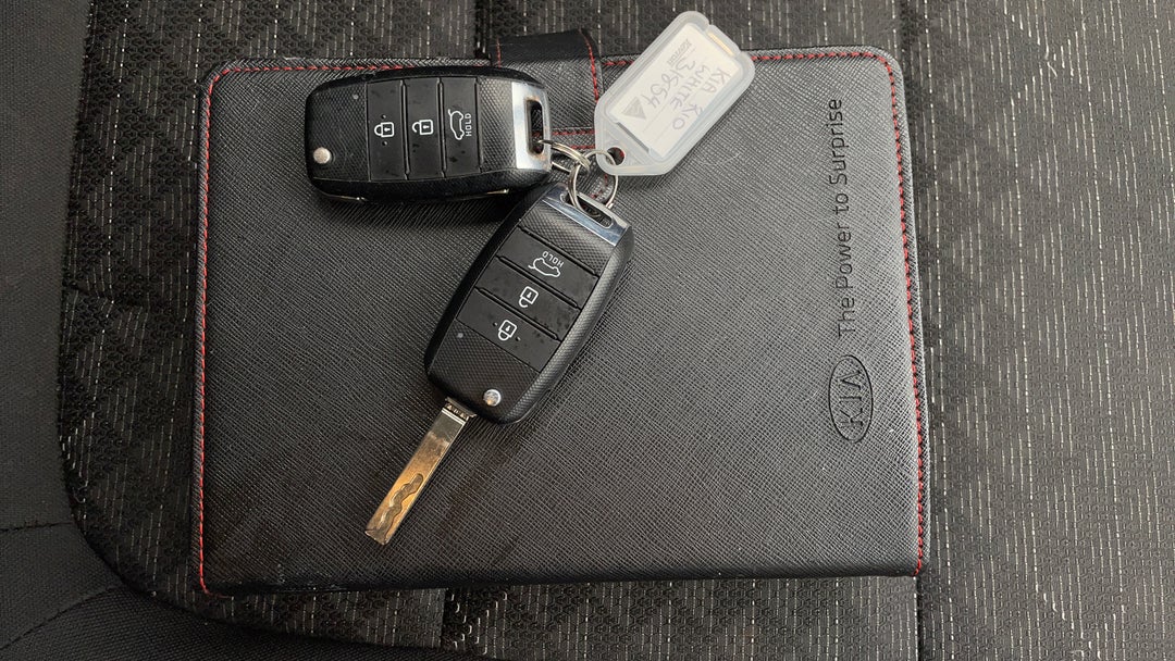 2018 Kia Rio S, Automatic, 65041 km, Key Close-up