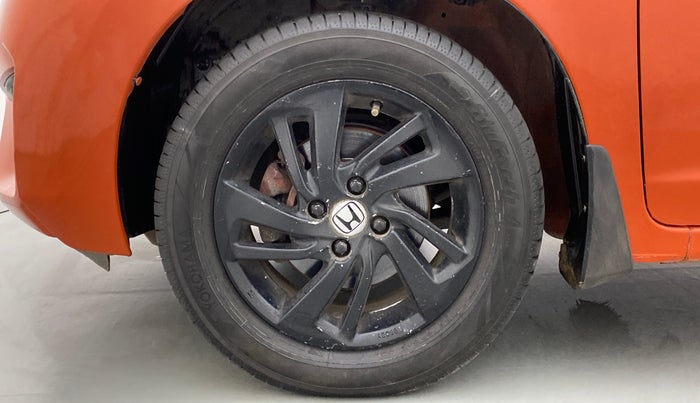 2015 Honda Jazz 1.2 V MT, Petrol, Manual, 64,801 km, Left Front Wheel
