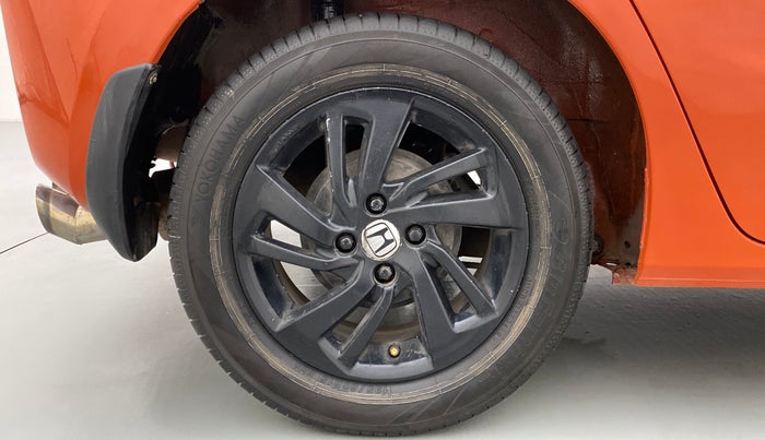 2015 Honda Jazz 1.2 V MT, Petrol, Manual, 64,801 km, Right Rear Wheel
