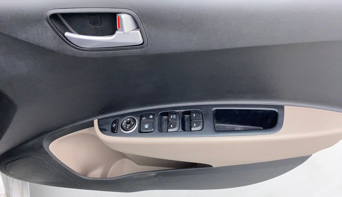 2017 Hyundai Grand i10 ASTA 1.2 VTVT, Petrol, Manual, 98,015 km, Driver Side Door Panels Control