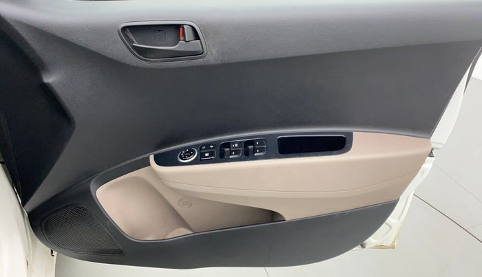2016 Hyundai Grand i10 MAGNA 1.2 KAPPA VTVT, Petrol, Manual, 72,757 km, Driver Side Door Panels Control