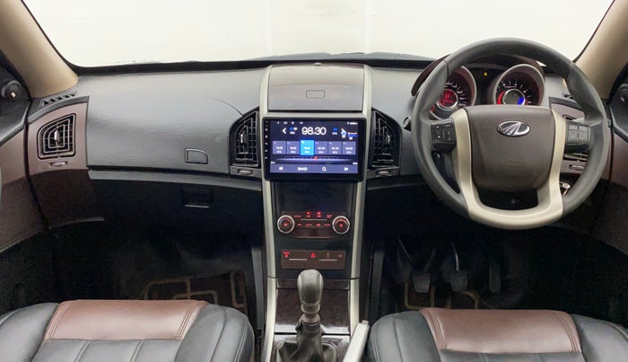 2015 Mahindra XUV500 W6, Diesel, Manual, 91,414 km, Dashboard