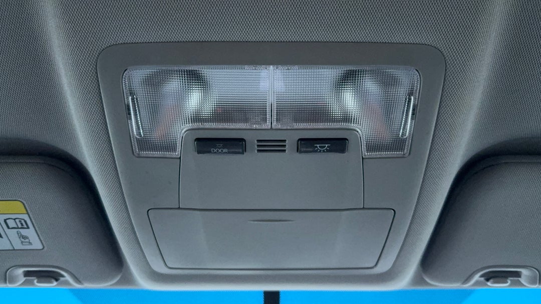 On-Roof Controls/Sunglass holder