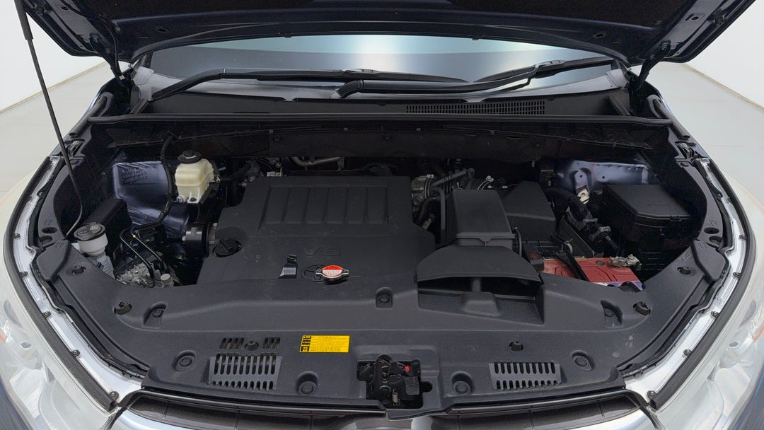 Open Bonnet (Engine)