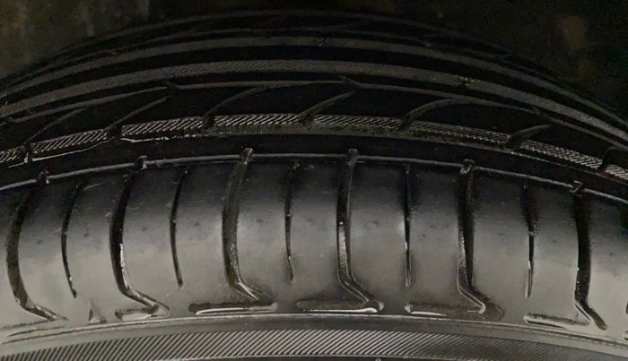 2011 Toyota Etios GD, Diesel, Manual, 78,975 km, Left Rear Tyre Tread