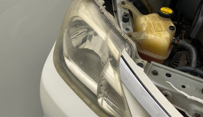 2011 Toyota Etios GD, Diesel, Manual, 78,975 km, Right headlight - Faded