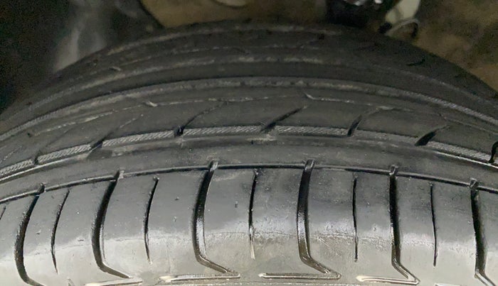 2018 Hyundai Elite i20 ASTA 1.2 (O), Petrol, Manual, 55,860 km, Left Front Tyre Tread
