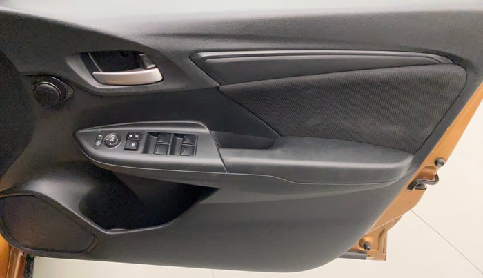 2017 Honda WR-V 1.5L I-DTEC S MT, Diesel, Manual, 89,130 km, Driver Side Door Panels Control