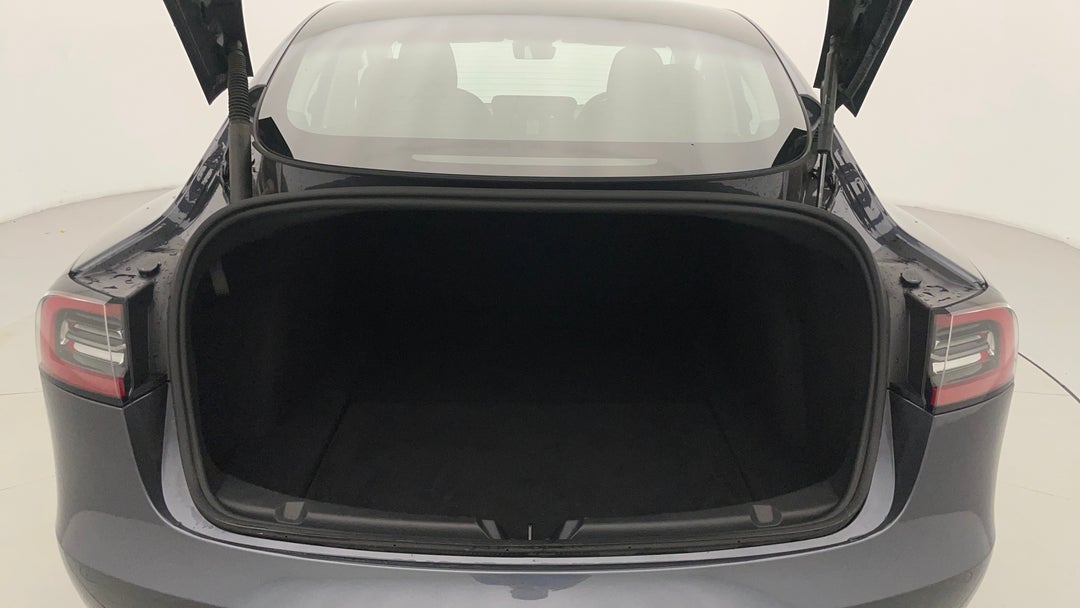 2023 Tesla Model 3 Long Range, Automatic, 16133 km, Boot Inside View