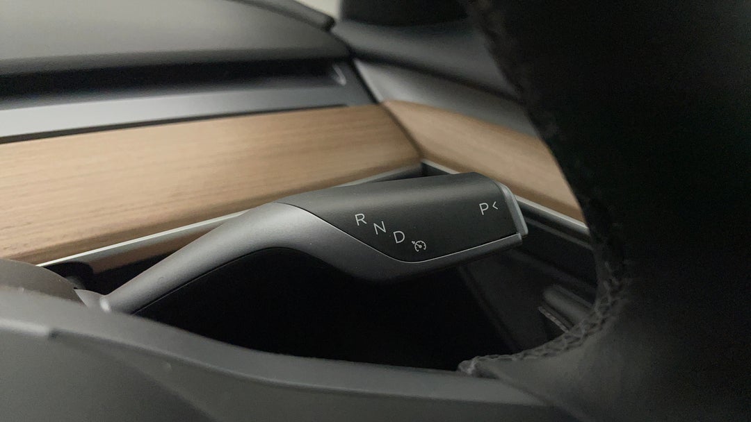 2023 Tesla Model 3 Long Range, Automatic, 16133 km, Gear Lever 