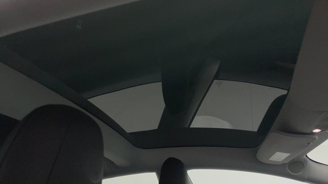 2023 Tesla Model 3 Long Range, Automatic, 16133 km, Interior Sunroof/Moonroof