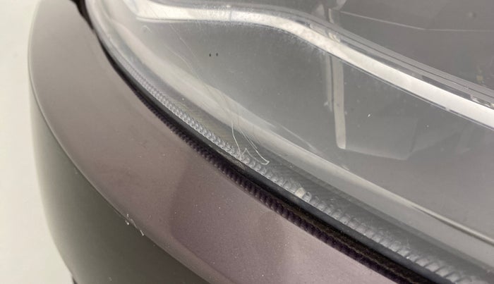 2019 Mahindra XUV500 W7 FWD, Diesel, Manual, 45,307 km, Left headlight - Minor scratches