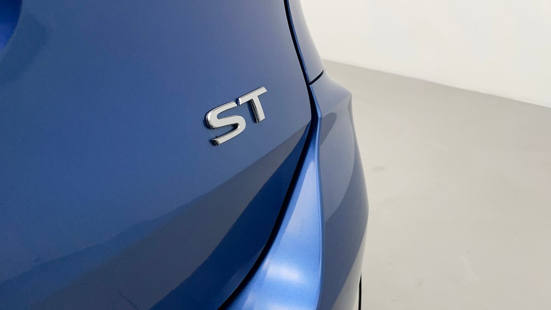 Badge (Boot Right Side)