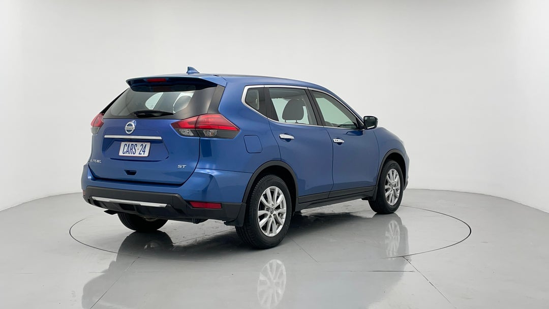 Right Back Diagonal (45- Degree) View